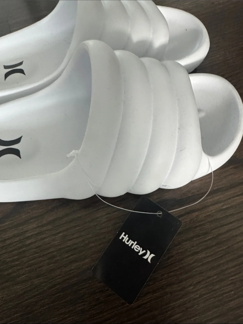 Hurley Youth White Slide Sandals- NWT size 7